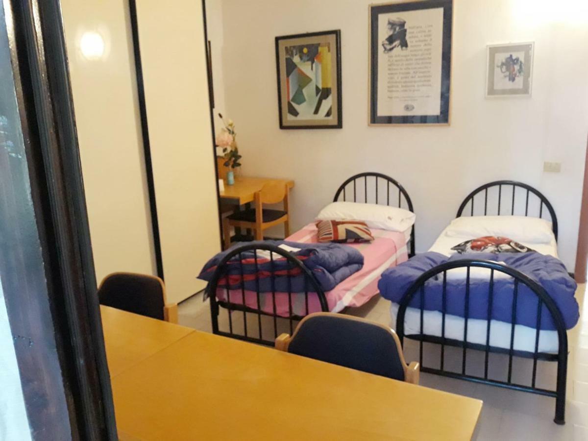 Bed In Siena Hotel Tognazza Bagian luar foto