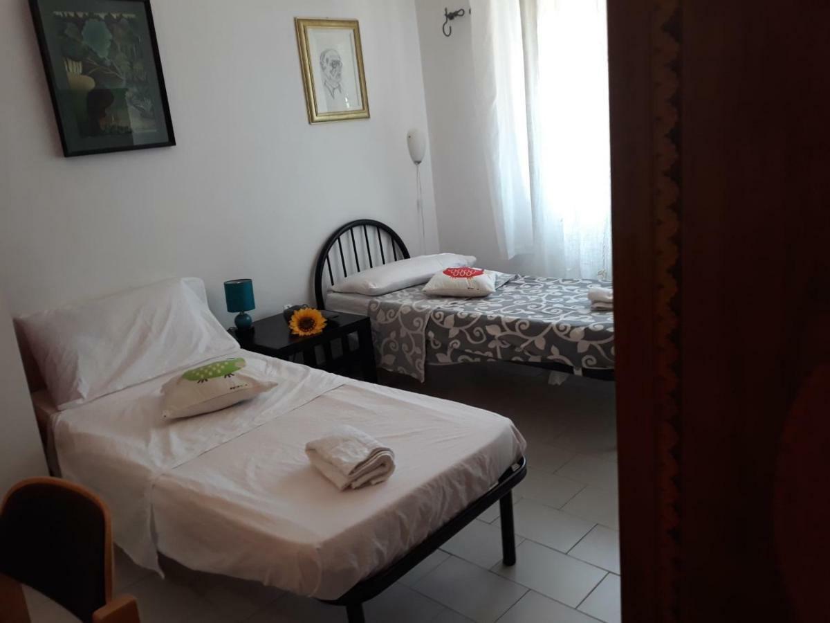 Bed In Siena Hotel Tognazza Bagian luar foto